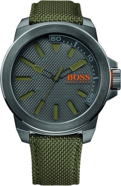 Hugo Boss - 890 zł