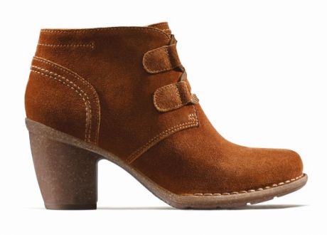 ^ FOCUS CLARKS Carleta Lyon Tan Suede 469 zl